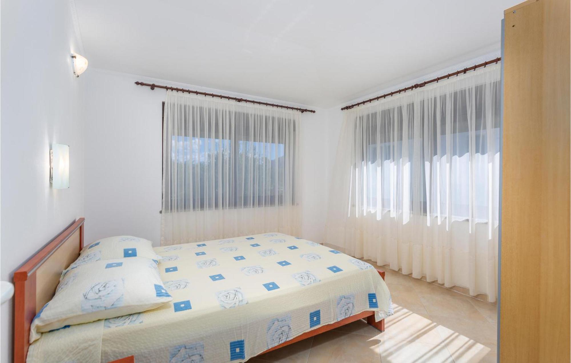 Nice Apartment In Jurandvor With Wifi Exterior photo