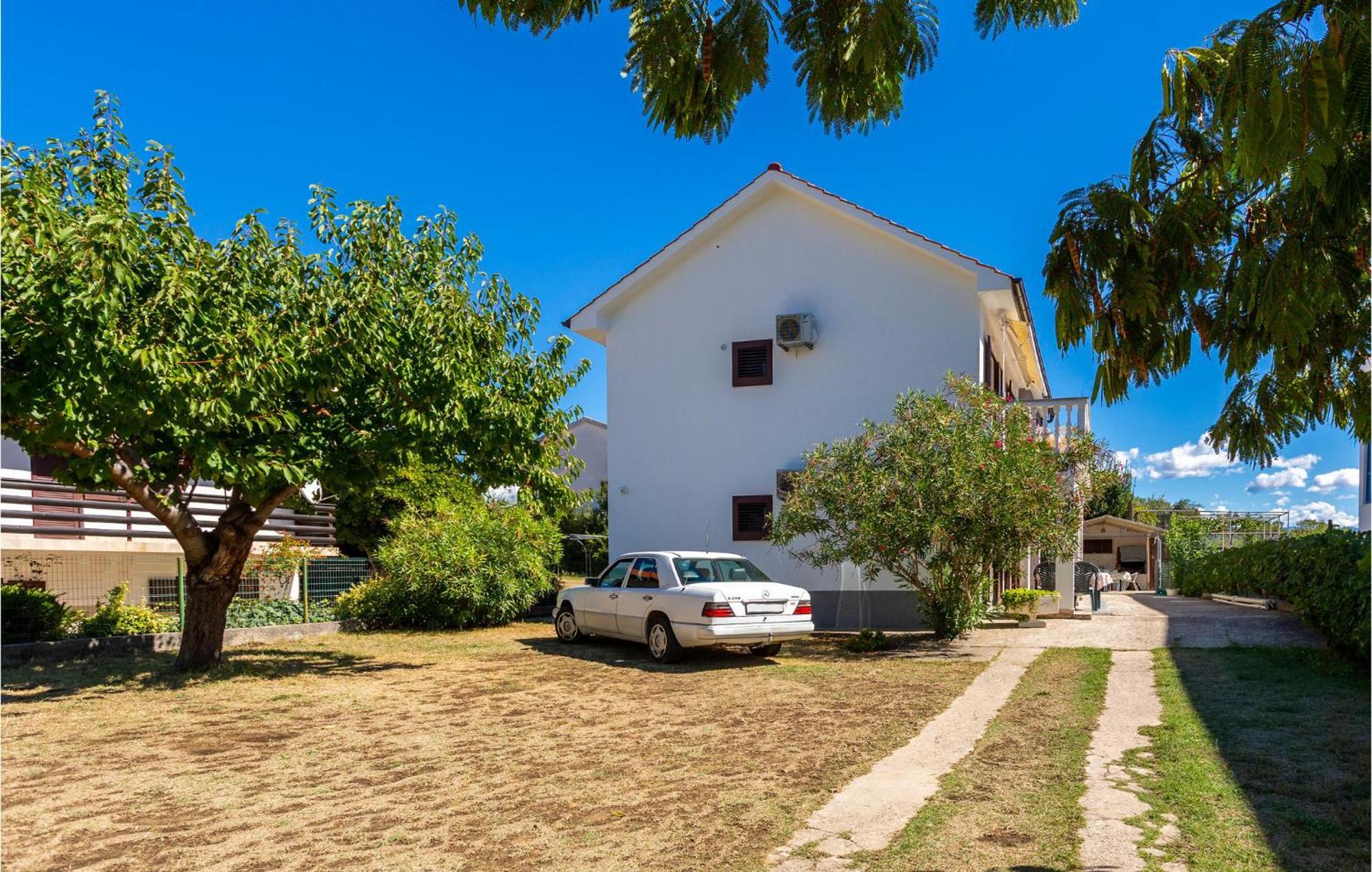 Nice Apartment In Jurandvor With Wifi Exterior photo